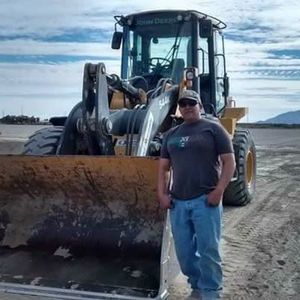 Meet your Posher, Simon